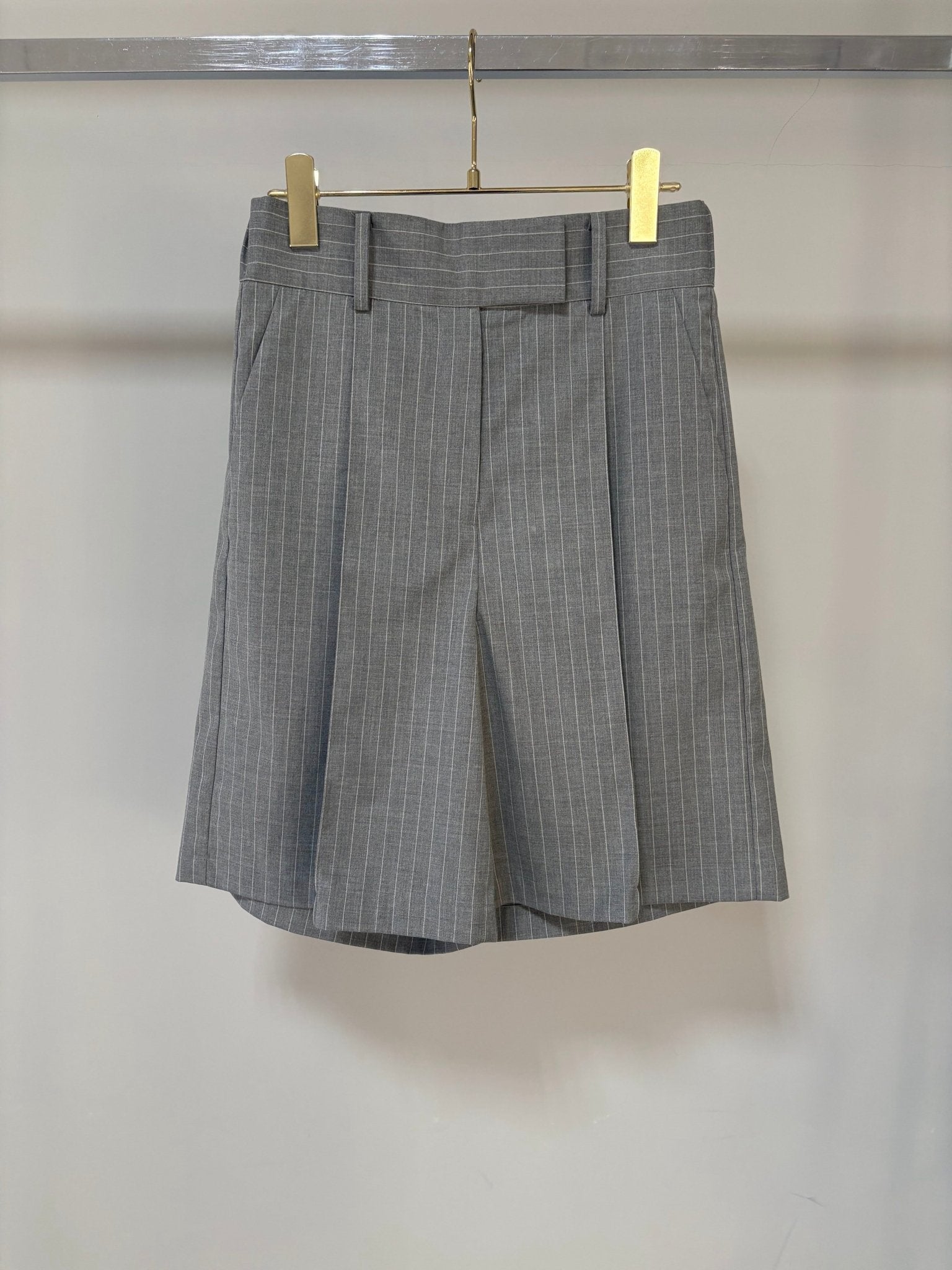 【MARGAUX 2026 SS】ピンストライプハーフパンツ - Champdelarose