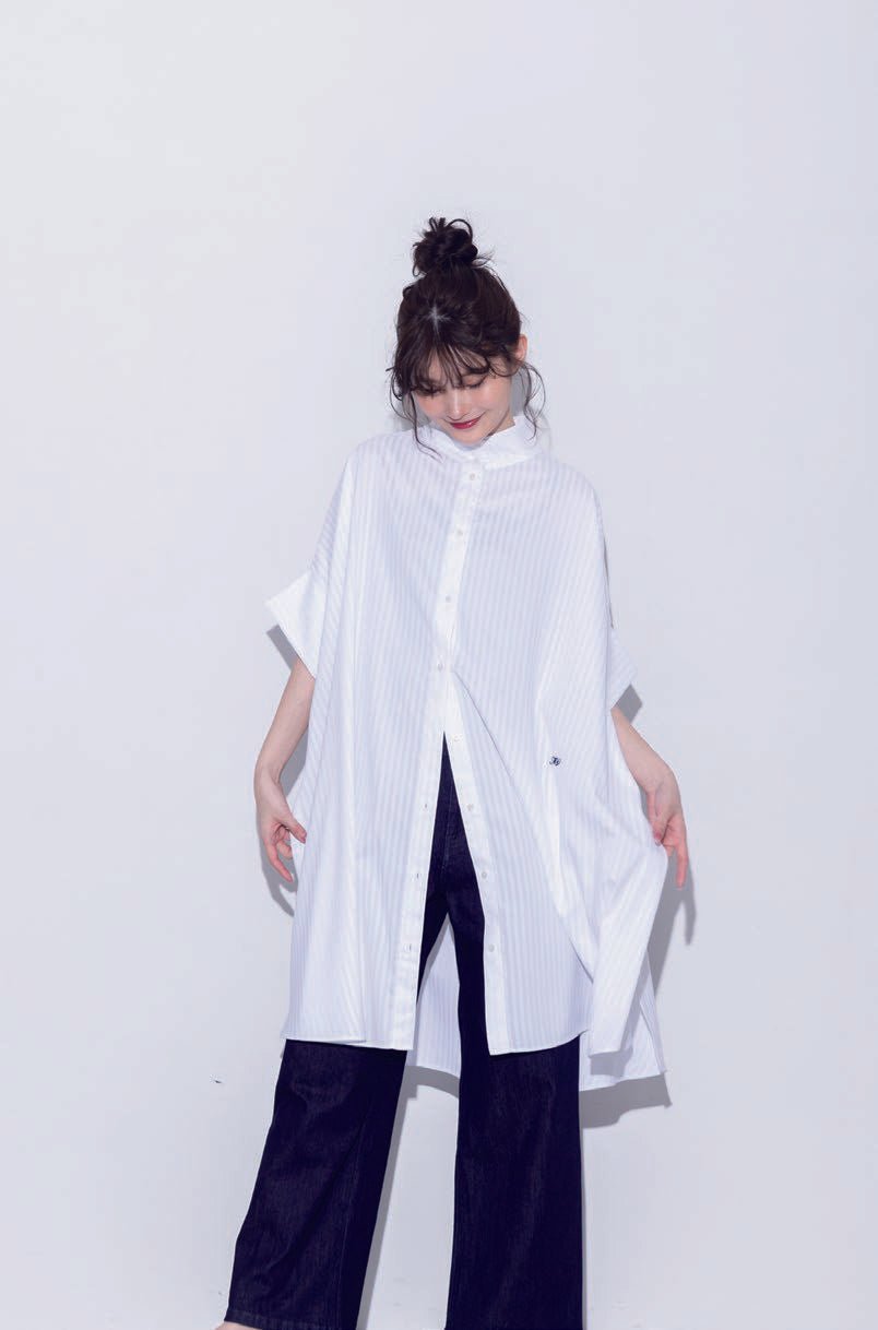 【MARGAUX 2026 SS】オーバースリットストライプシャツ - Champdelarose