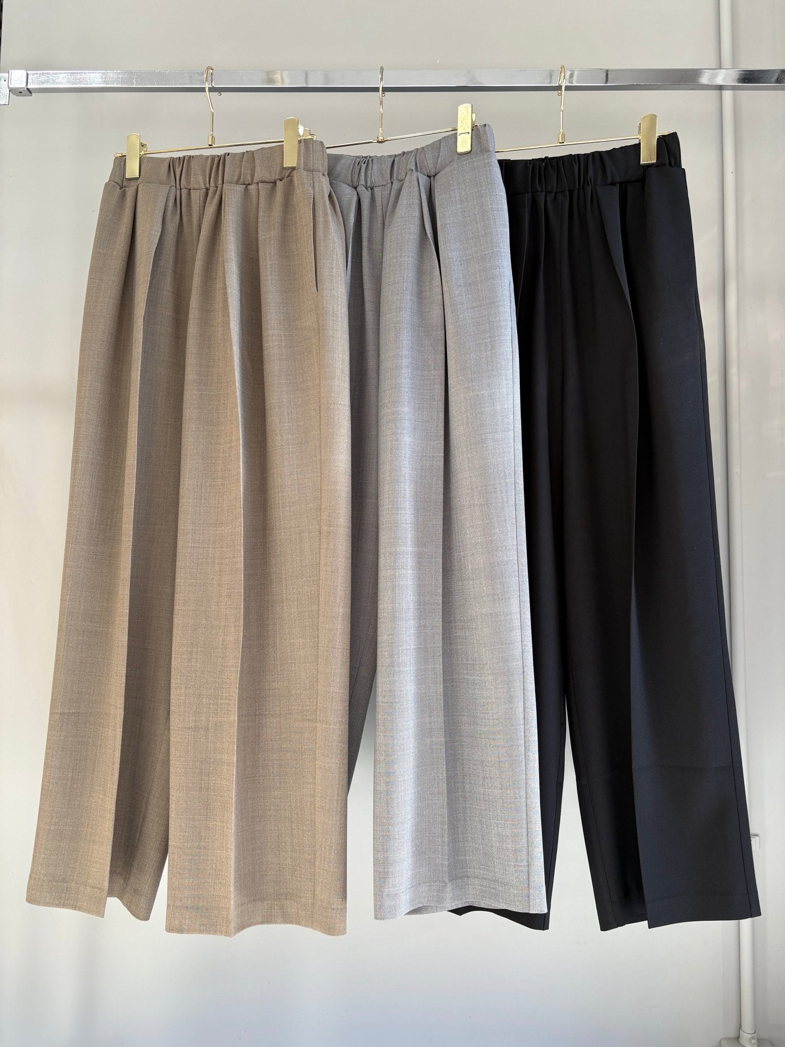 【MARGAUX 2026 SS】センタープレスウエストゴムパンツ - Champdelarose