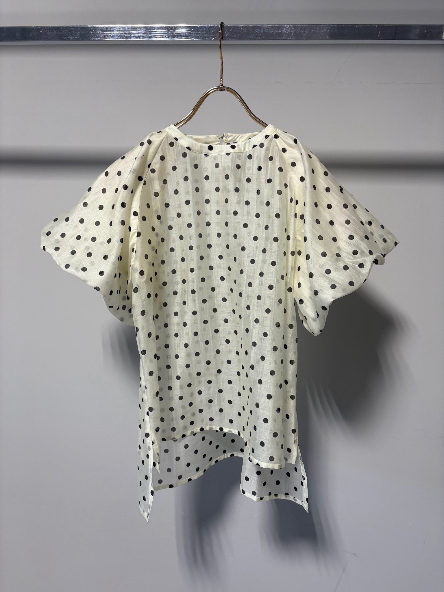 【MARGAUX 2026 SS】シアードットパフスリーブBL - Champdelarose