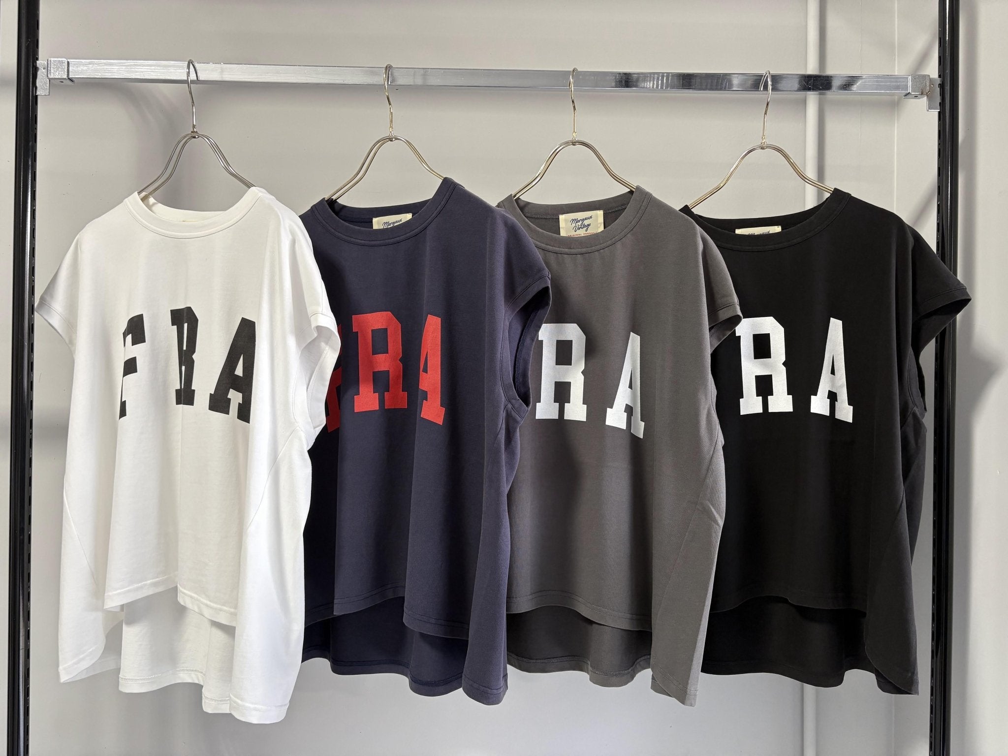 【MARGAUX 2026 SS】FRA ノースリーブlogo - TEE - Champdelarose