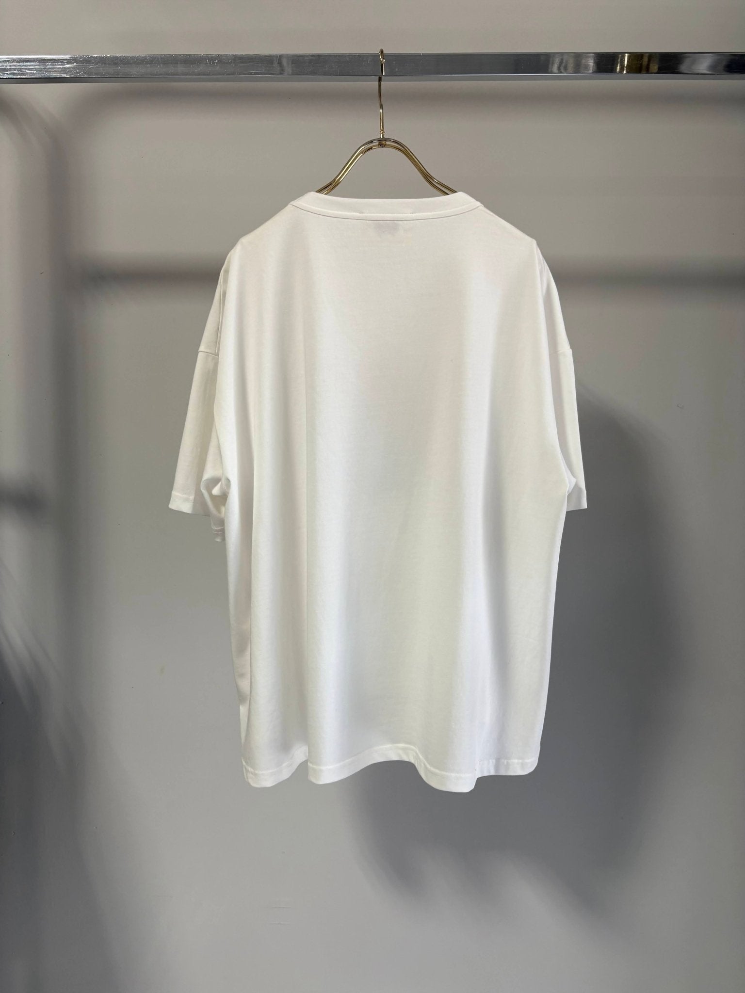 【MARGAUX 2026 SS】MV logo - TEE - Champdelarose