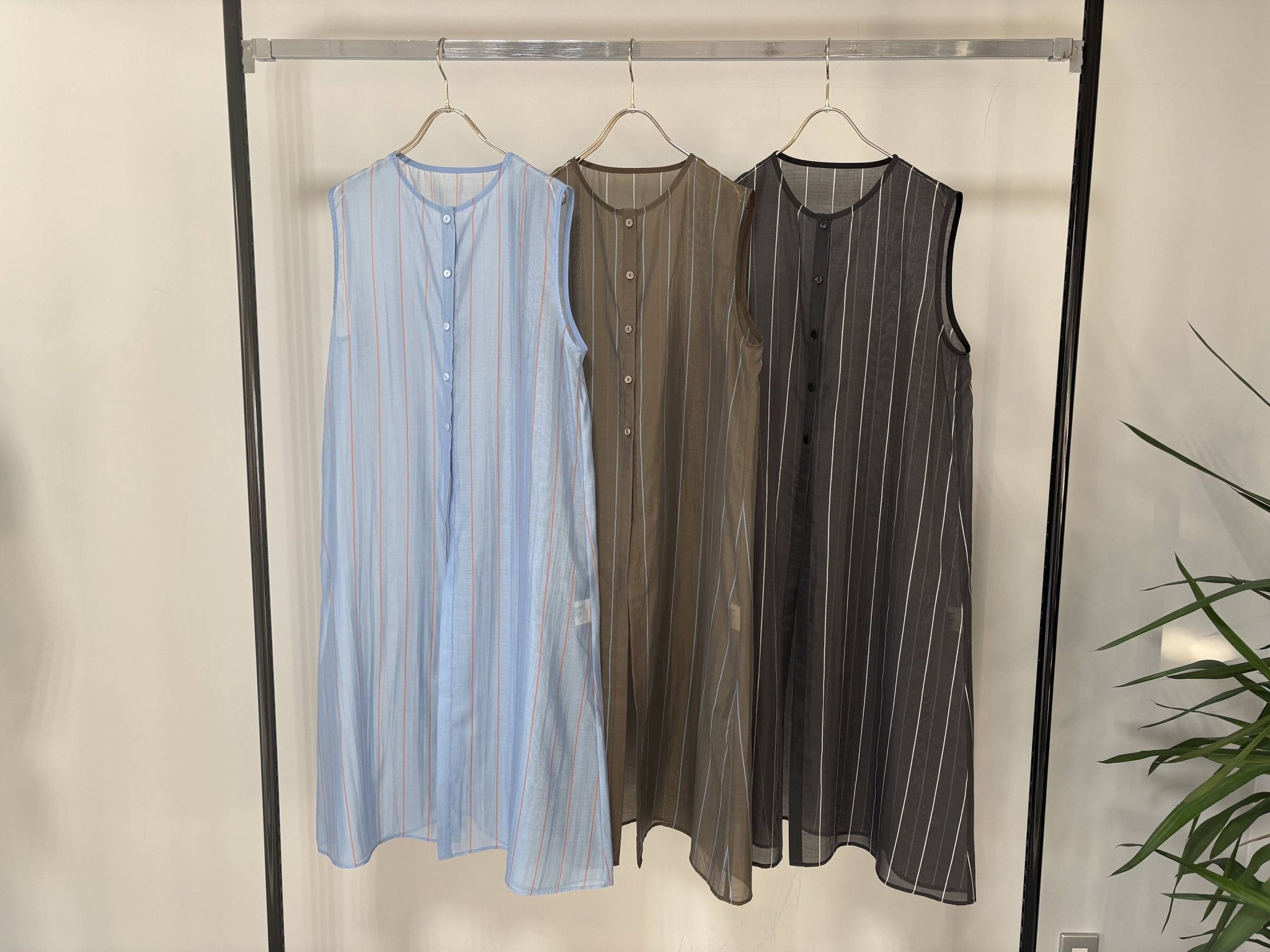 【MARGAUX 2026 SS】シアーストライプノースリーブPO - Champdelarose
