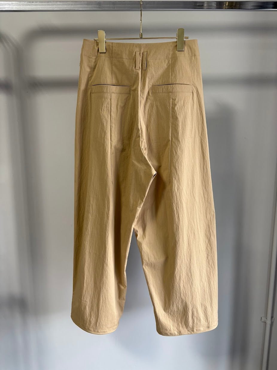 【MARGAUX VINTAGE 2026 PRE SPRING】ツータックワイドパンツ - Champdelarose