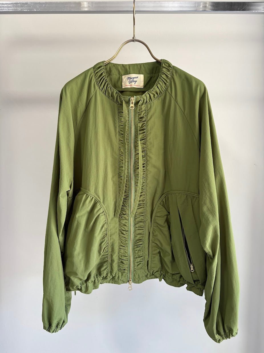 【MARGAUX VINTAGE 2026 PRE SPRING】撥水ナイロンノーカラーブルゾン - Champdelarose