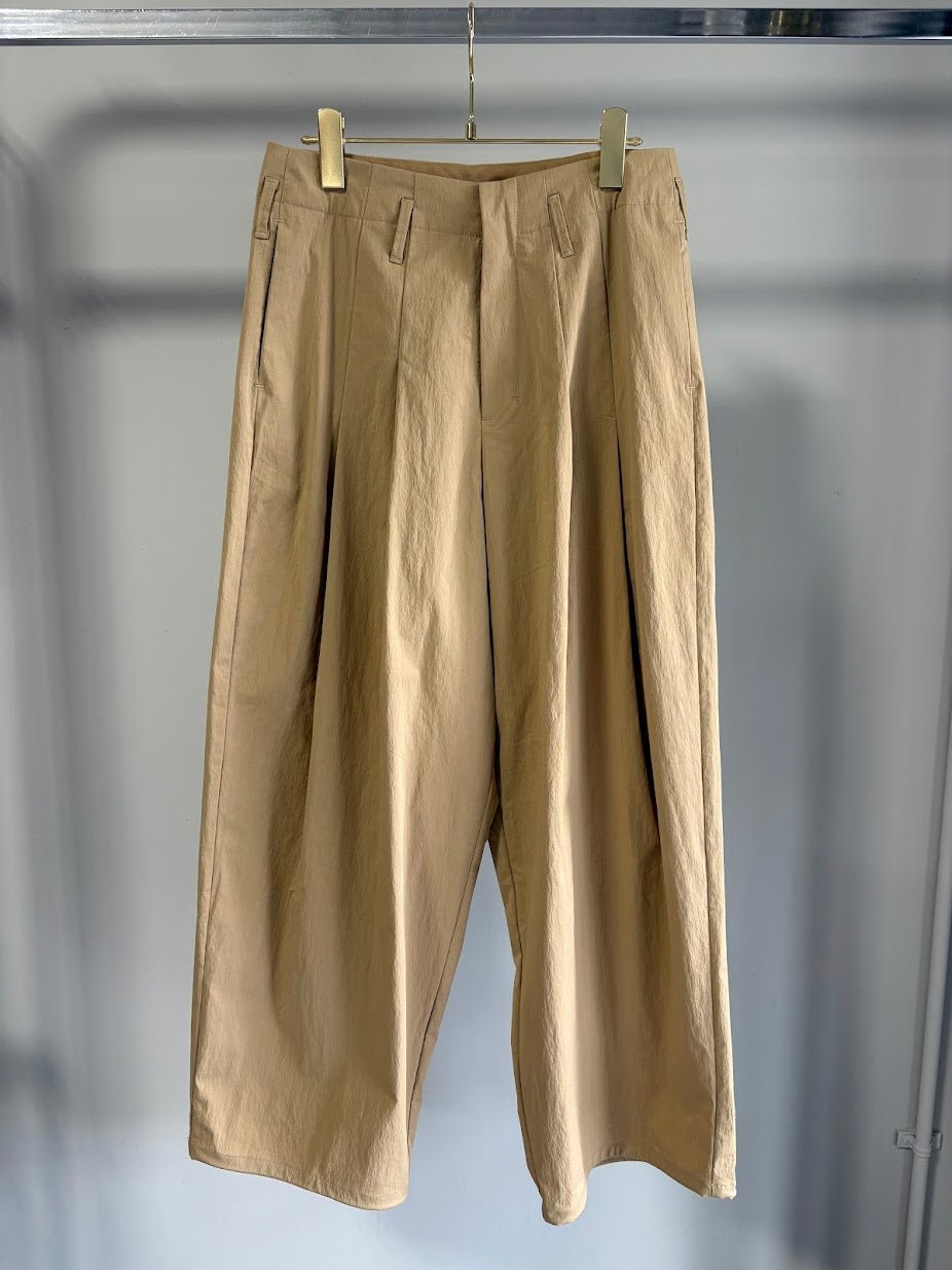 【MARGAUX VINTAGE 2026 PRE SPRING】ツータックワイドパンツ - Champdelarose