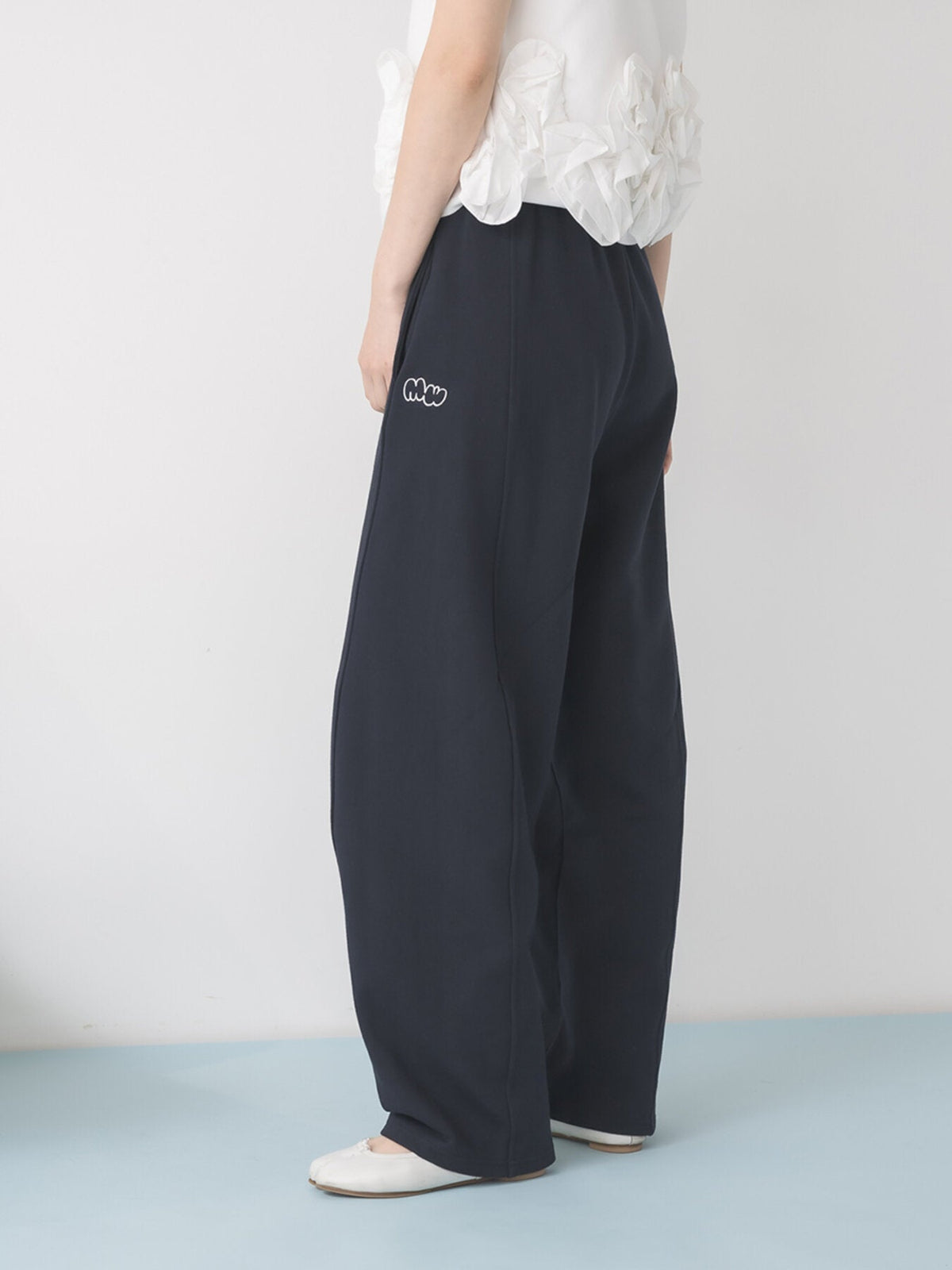 【Mewl 2027 PRE SPRING 】CURVY SWEAT PANTS - 1月中旬頃発送 - Champdelarose