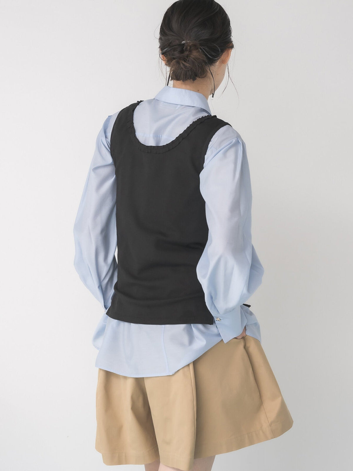 【Mewl 2027 PRE SPRING】FRILL TANK TOP - 1月中旬頃発送 - Champdelarose