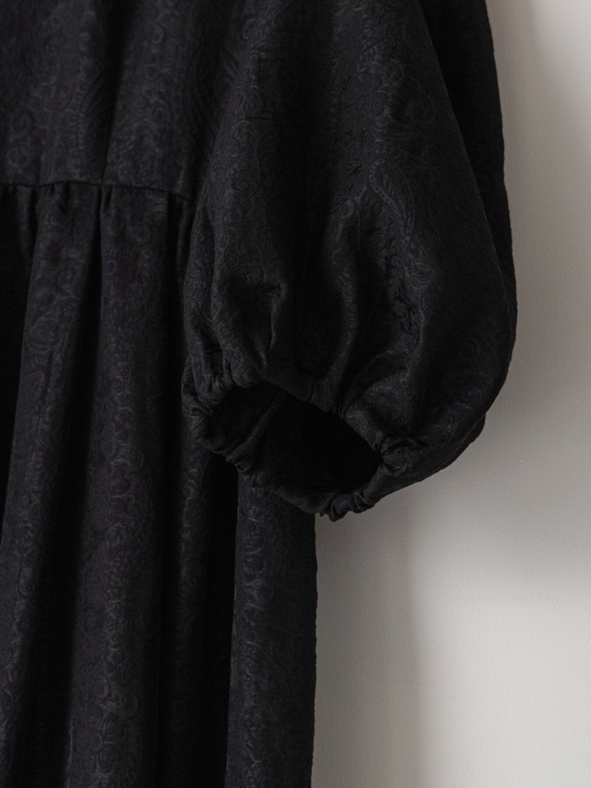 【Mewl 2027 PRE SPRING】LAILA DRESS - 1月中旬頃発送 - Champdelarose