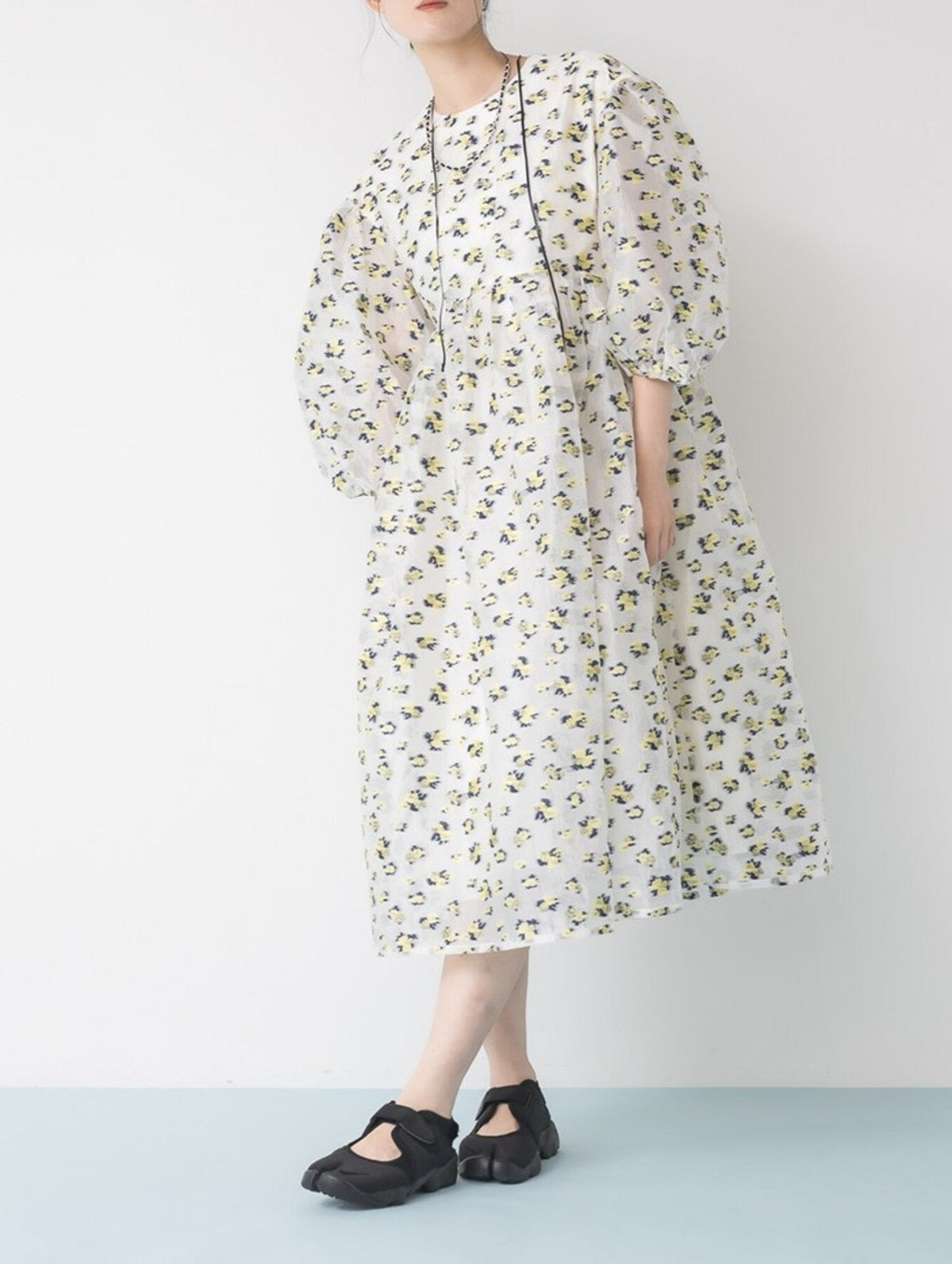 【Mewl 2027 PRE SPRING】SOFIA DRESS - 1月中旬頃発送 - Champdelarose