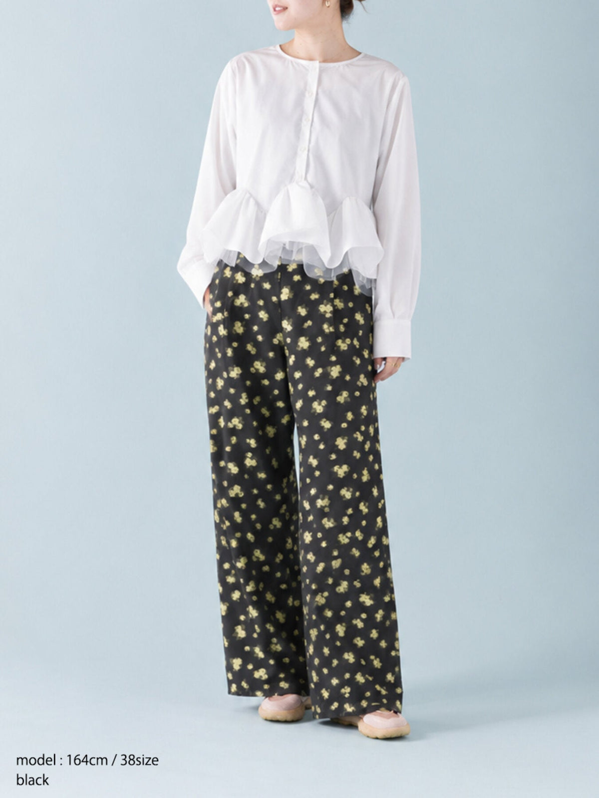 【Mewl 2027 PRE SPRING】SOFIA PANTS - 1月中旬頃発送 - Champdelarose