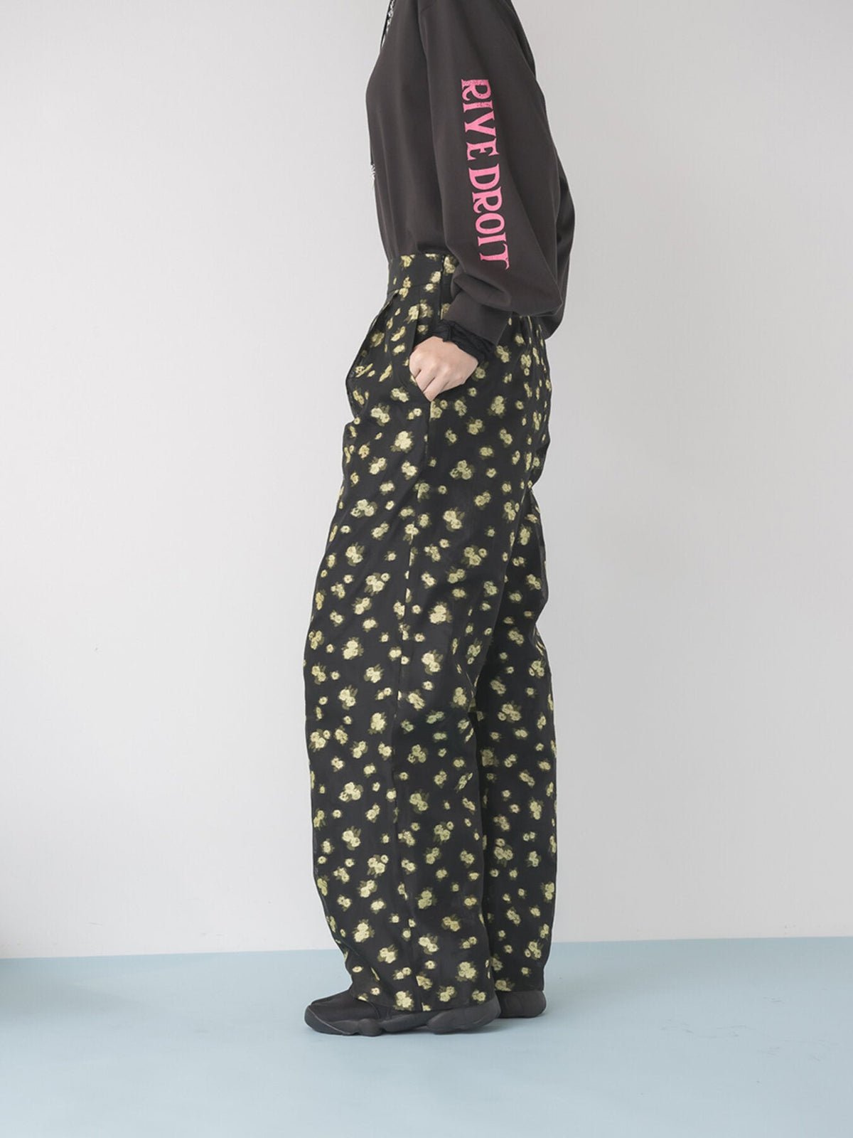 【Mewl 2027 PRE SPRING】SOFIA PANTS - 1月中旬頃発送 - Champdelarose