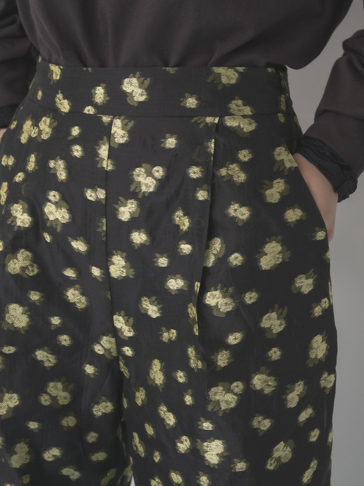 【Mewl 2027 PRE SPRING】SOFIA PANTS - 1月中旬頃発送 - Champdelarose