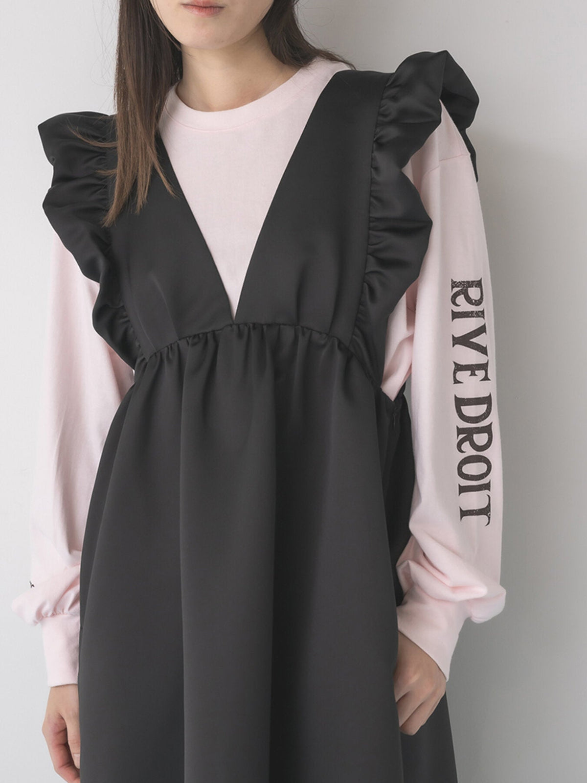 【Mewl 2027 PRE SPRING】THERESE DRESS - 1月中旬頃発送 - Champdelarose