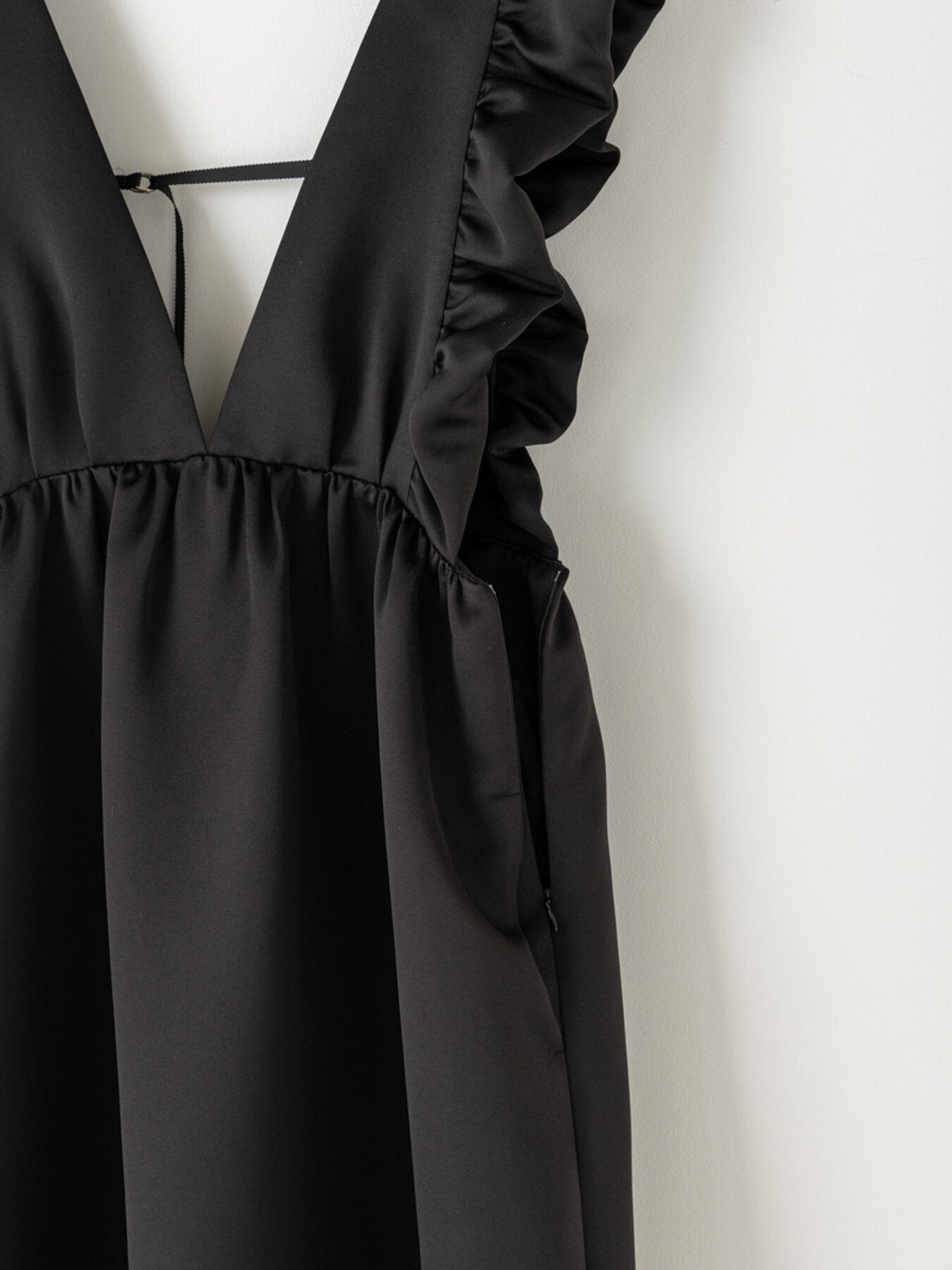 【Mewl 2027 PRE SPRING】THERESE DRESS - 1月中旬頃発送 - Champdelarose