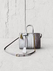 【M.U.L 2026-9】BOSTON BAG S - ホワイトヌバックブラウン汚し加工 クロコダイル型押し - Champdelarose