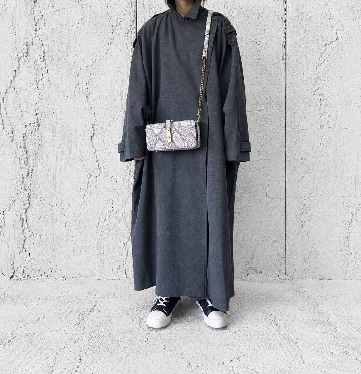 【M.U.L 2026-9】BOX WALLET SHOULDER - 転写Python - Champdelarose