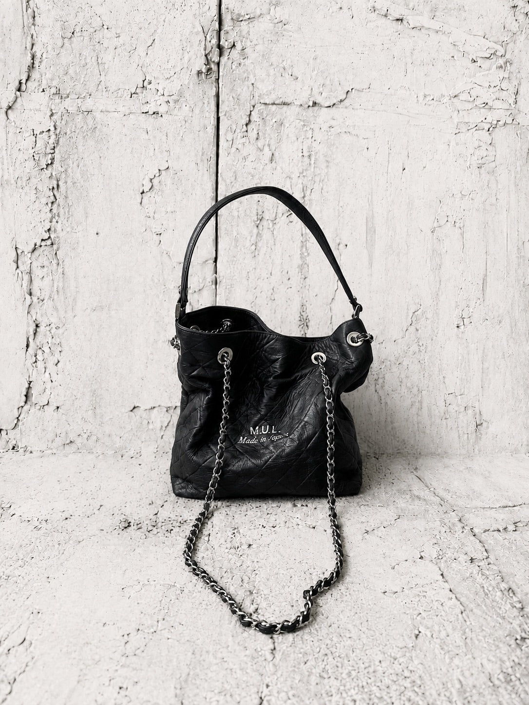 【M.U.L 2026-9】DRAPE CHAIN ONE HANDLE BAG - Black キルティング型押し - Champdelarose