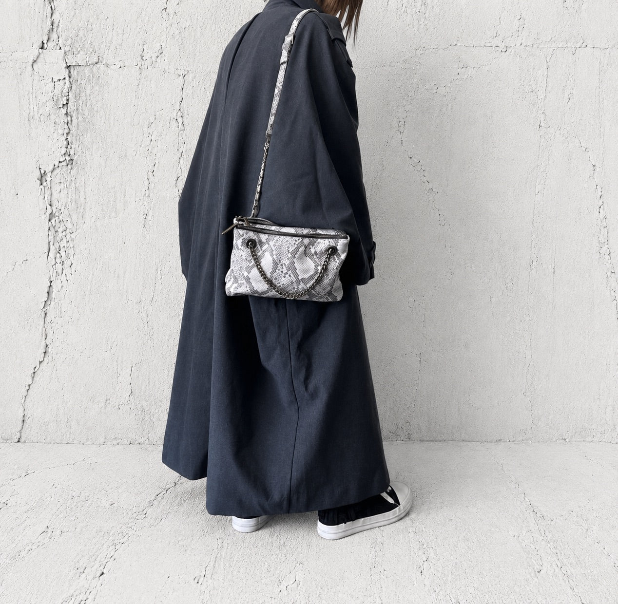 【M.U.L 2026-9】LAYER CHAIN SHOULDER BAG S - 転写Python 洗い加工 - Champdelarose