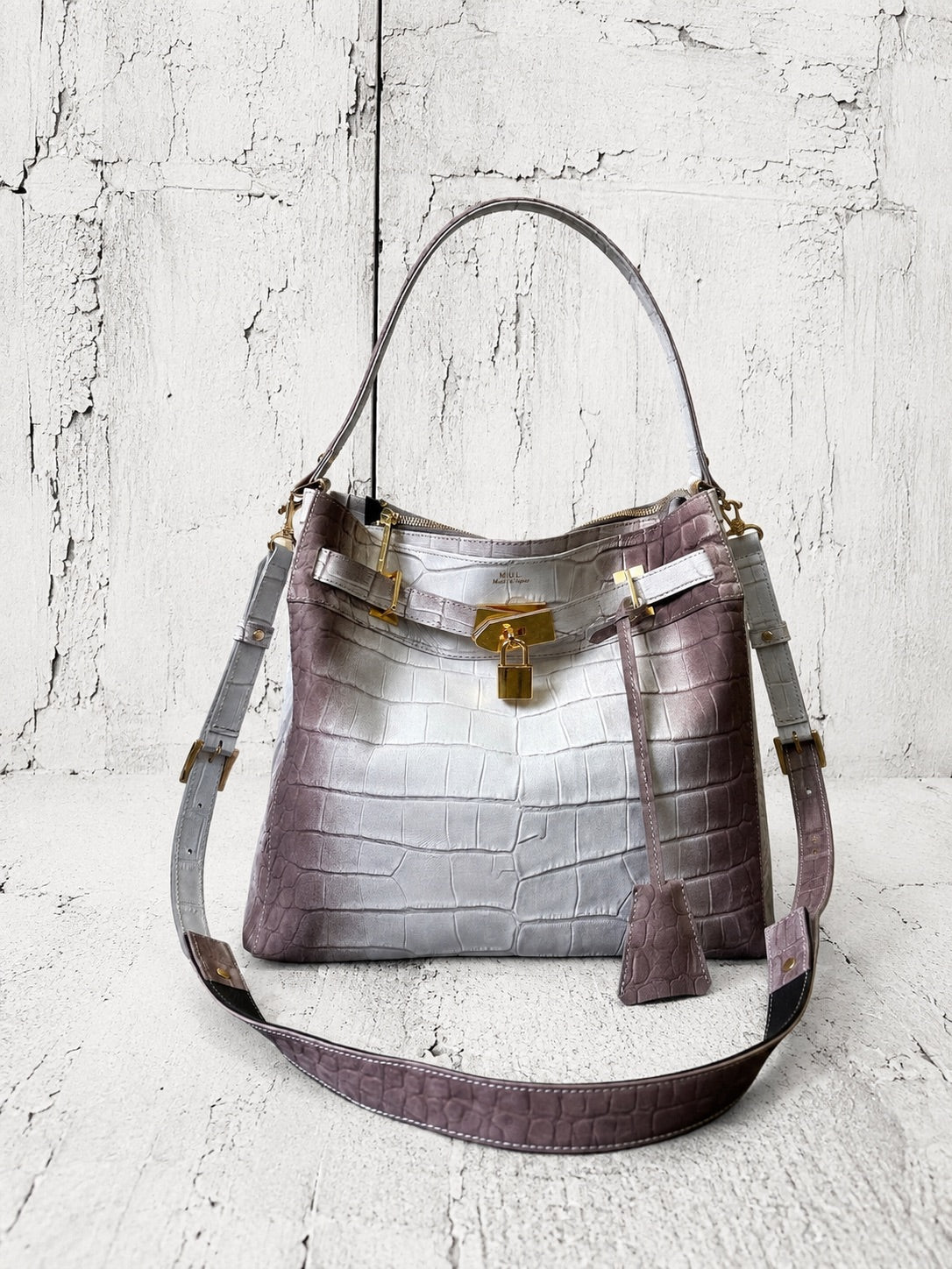 【M.U.L 2026-9】ONE HANDLE 2WAY TOTE M - ホワイトヌバックブラウン汚し加工 クロコダイル型押し - Champdelarose