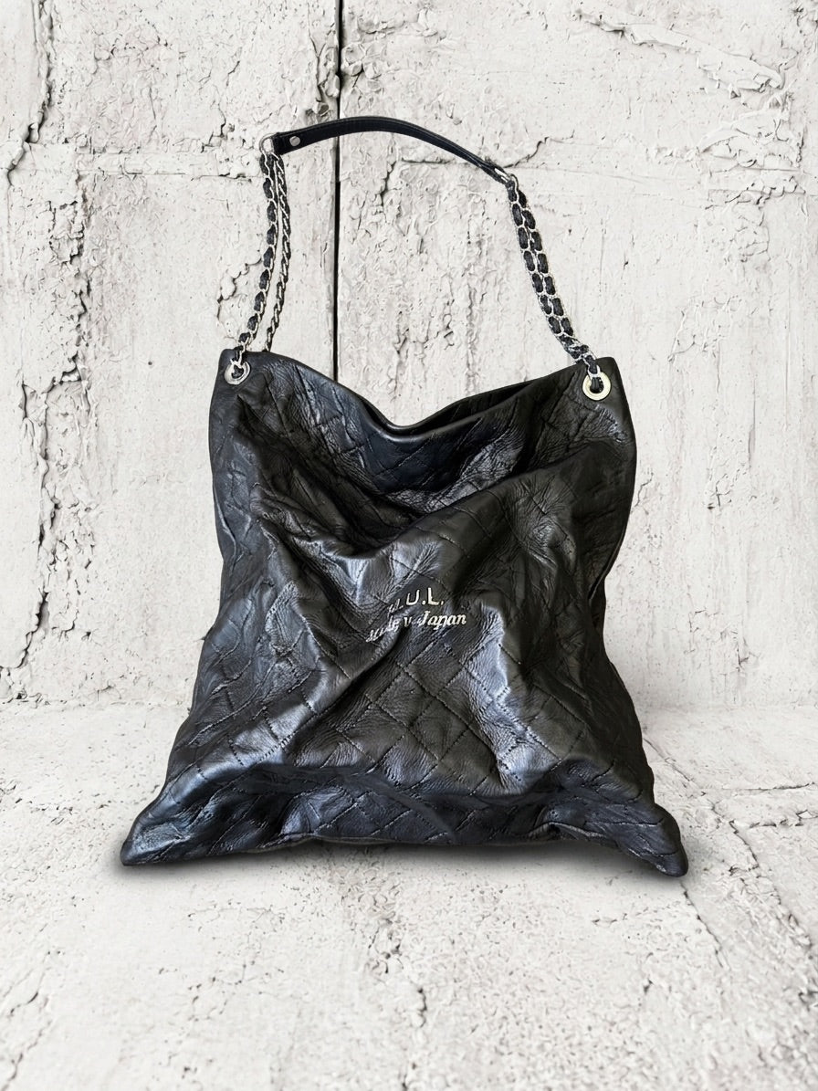 【M.U.L 2026-9】ONE HANDLE SHEET BAG - Black キルティング型押し - Champdelarose