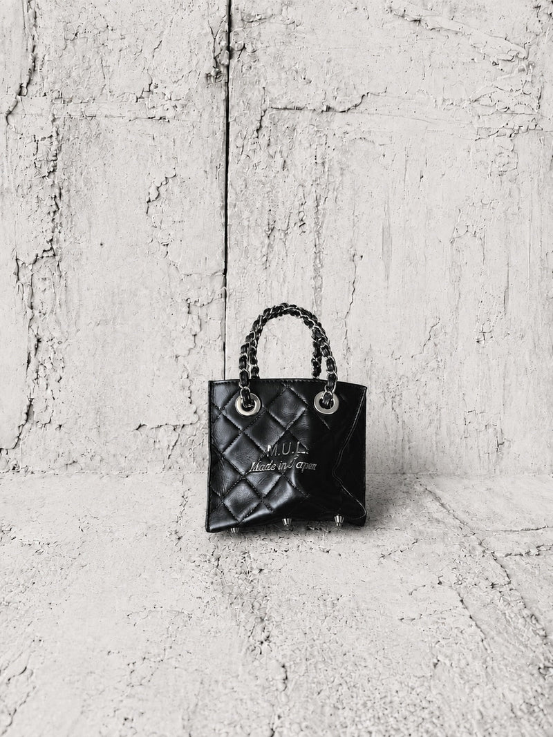 M.U.L. SHOPPER 15 Shape-Memory Leather - Black Quilt-Pattern Embossed