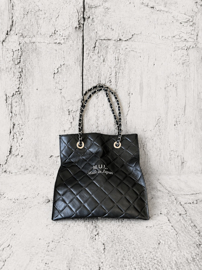 M.U.L. SHOPPER 25 Shape-Memory Leather - Black Quilt-Pattern Embossed