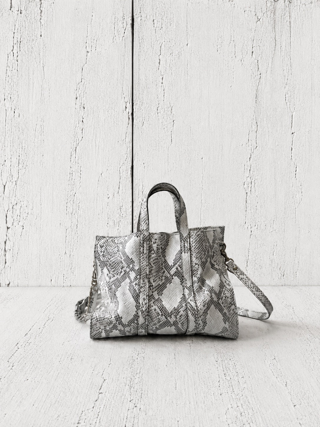 【M.U.L 2026-9】SQUARE TOTE S - 転写Python 洗い加工 - Champdelarose