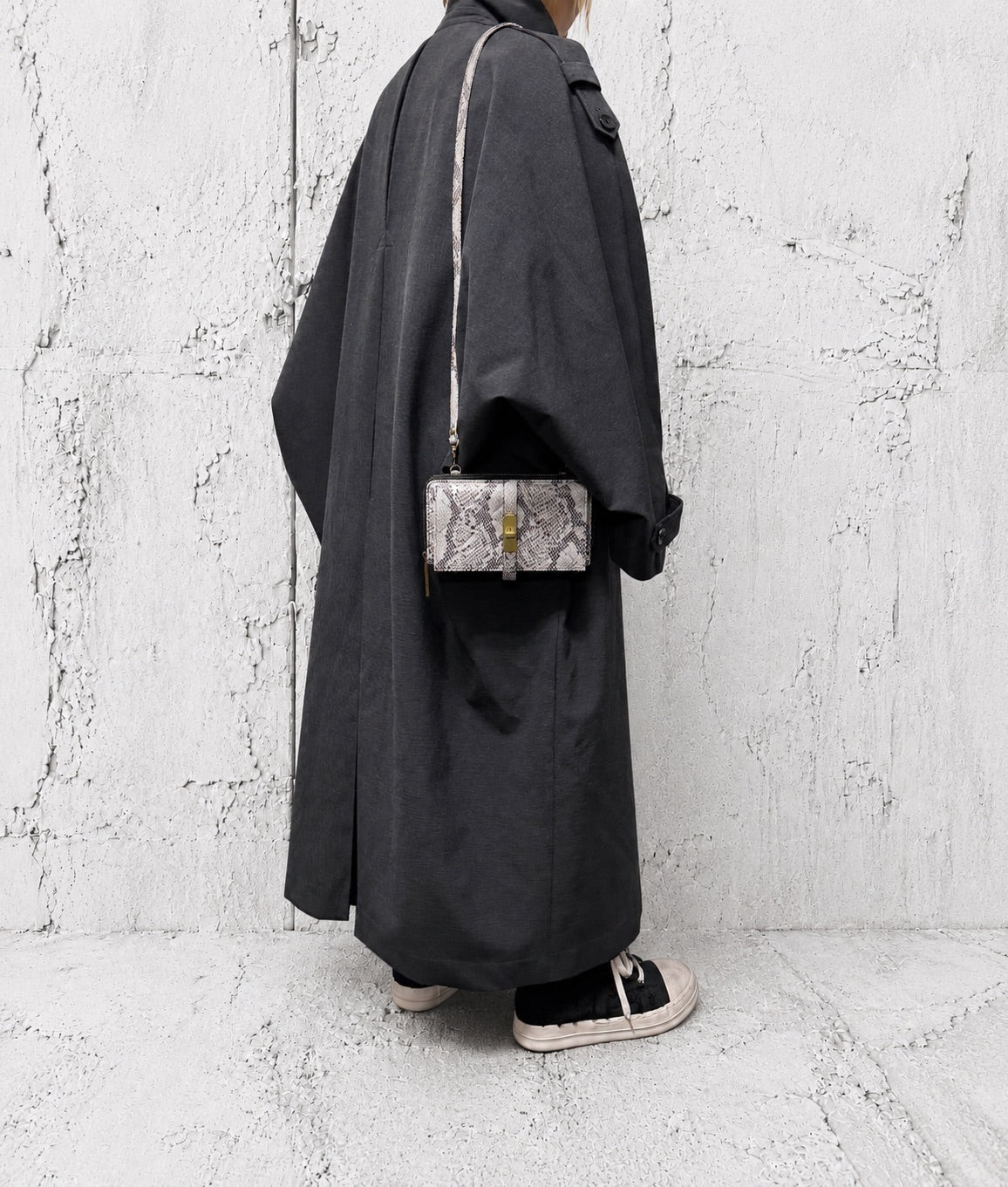 【M.U.L 2026-9】WALLET SHOULDER - 転写Python - Champdelarose