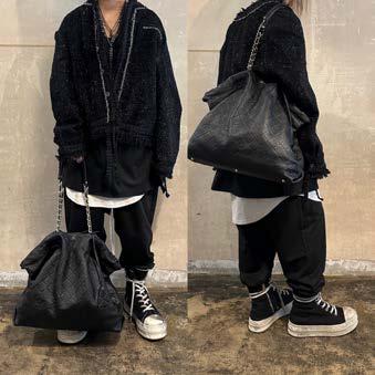 【M.U.L. 2026.3】BENT TOTE M CHAIN - BLACK QUILTING EMBOSS SERIES - Champdelarose