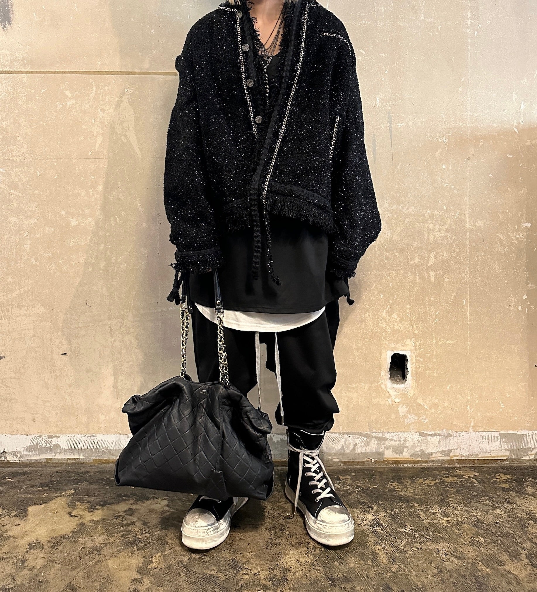 【M.U.L. 2026.3】BENT TOTE S CHAIN - BLACK QUILTING EMBOSS SERIES - Champdelarose