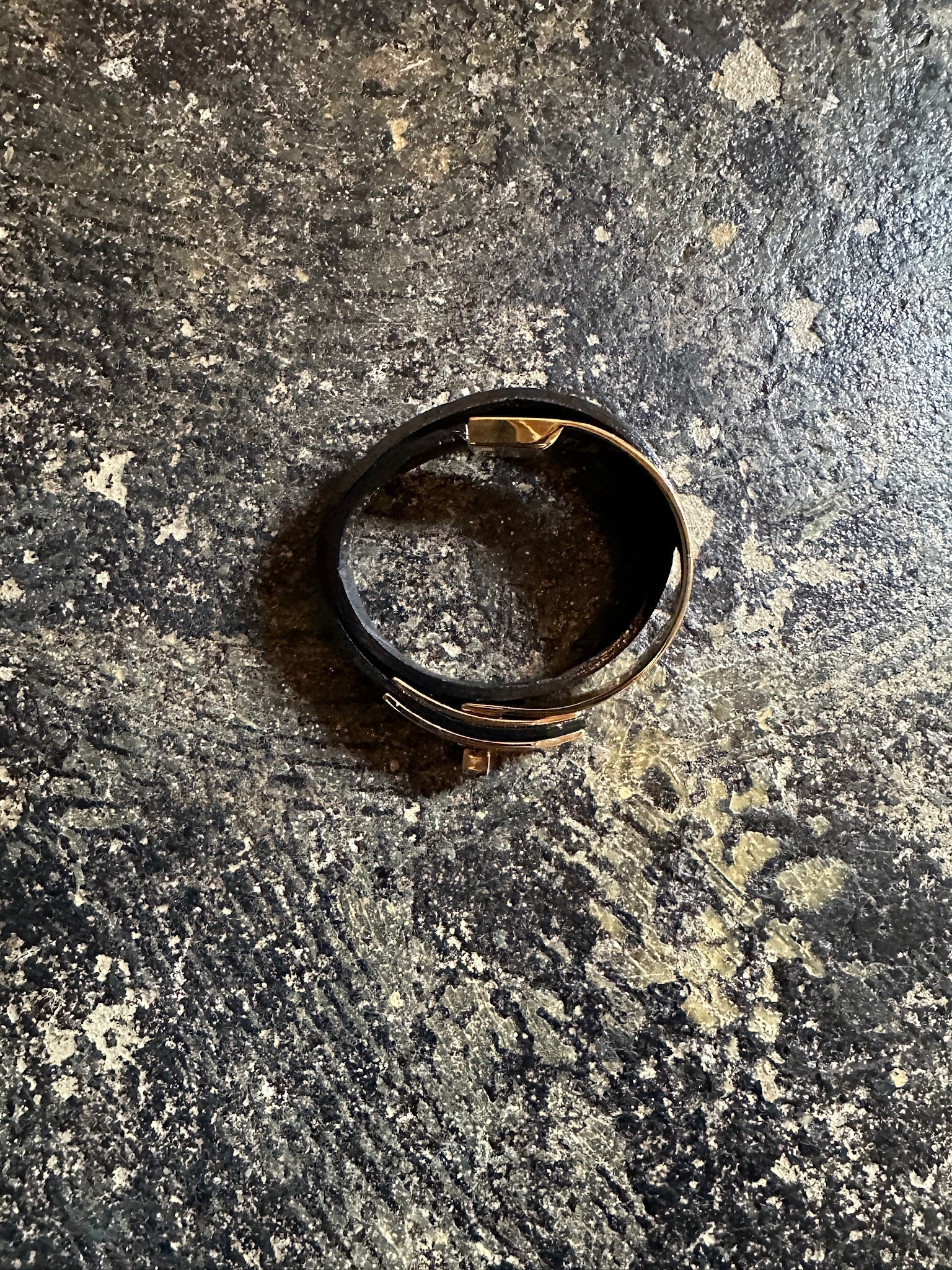 【M.U.L. 2026.3】BRACELET - BLACK QUILTING EMBOSS SERIES - Champdelarose