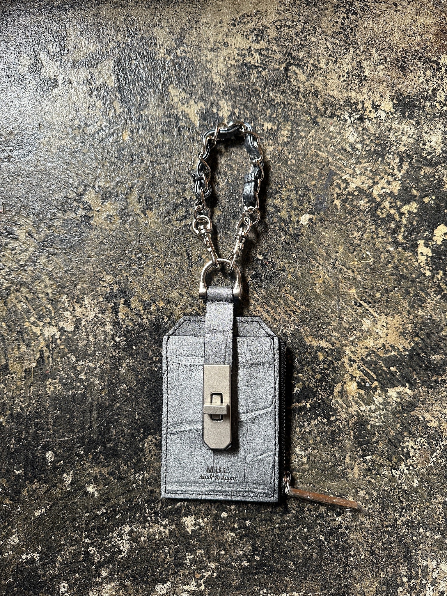 【M.U.L. 2026.3】CHAIN PASS CASE - BLACK SILVER COATING - Champdelarose