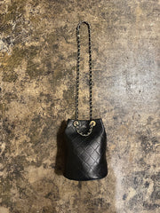 【M.U.L. 2026.3】CYLINDER BAG - BLACK QUILTING EMBOSS SERIES - Champdelarose
