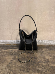 【M.U.L. 2026.3】DRAPECHAIN ONE HANDLE BAG - BLACK QUILTING EMBOSS SERIES - Champdelarose