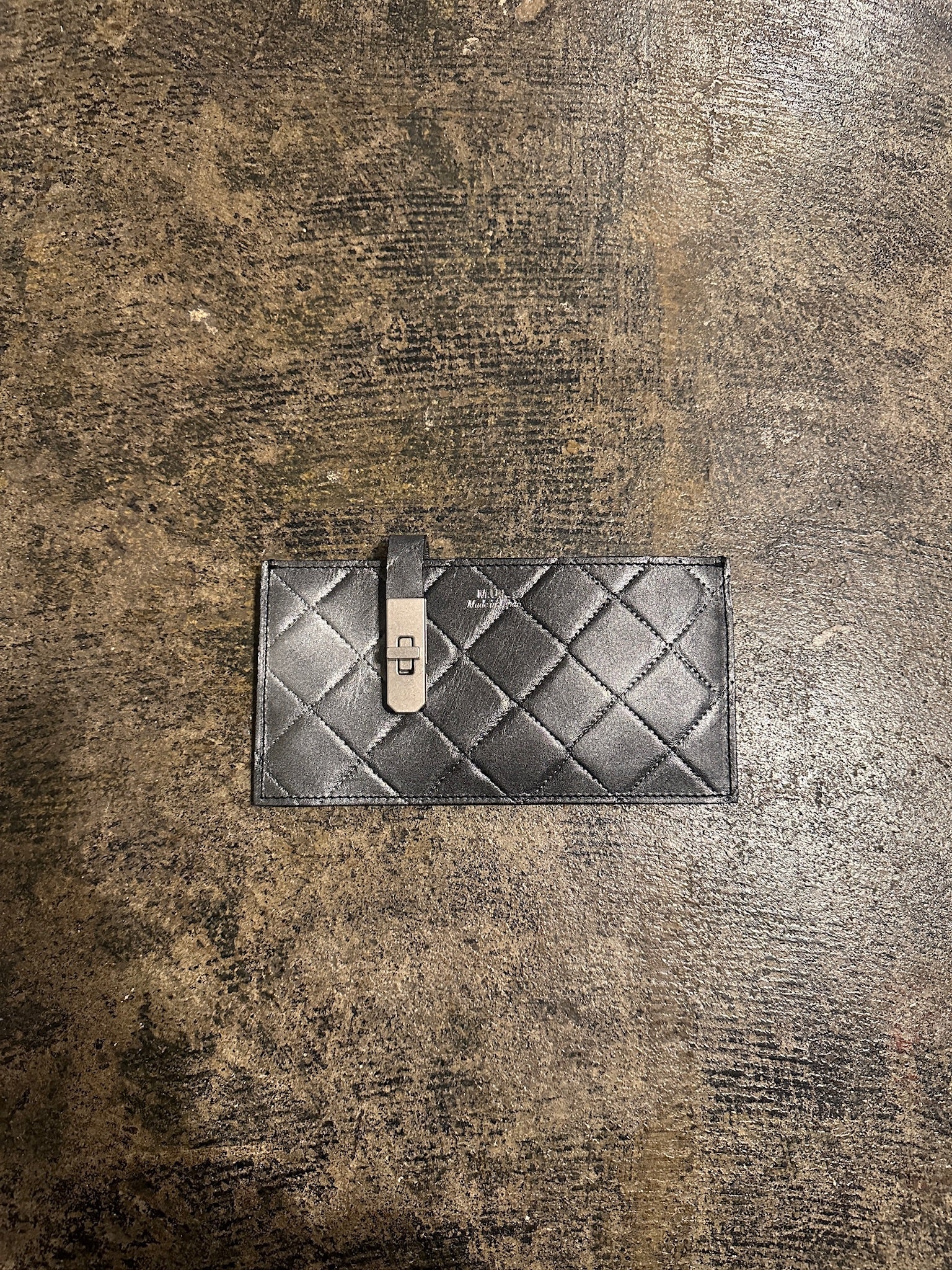 【M.U.L. 2026.3】FLAT LONG WALLET - BLACK SILVER COATING - Champdelarose