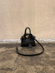 【M.U.L. 2026.3】HELMET BAG S - BLACK WASHED - Champdelarose