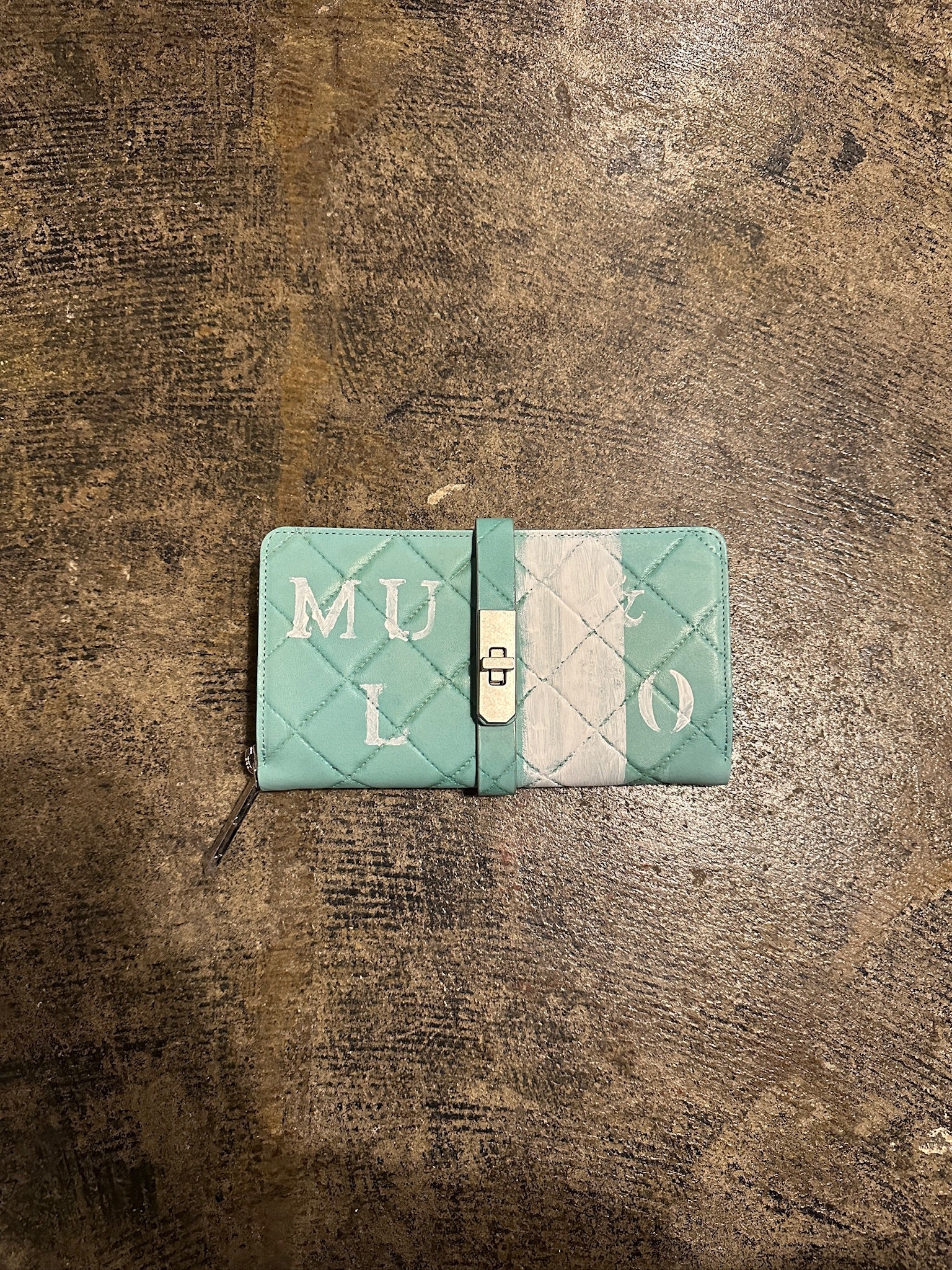 【M.U.L. 2026.3】ROUND LONG WALLET - 淡青緑 - Champdelarose