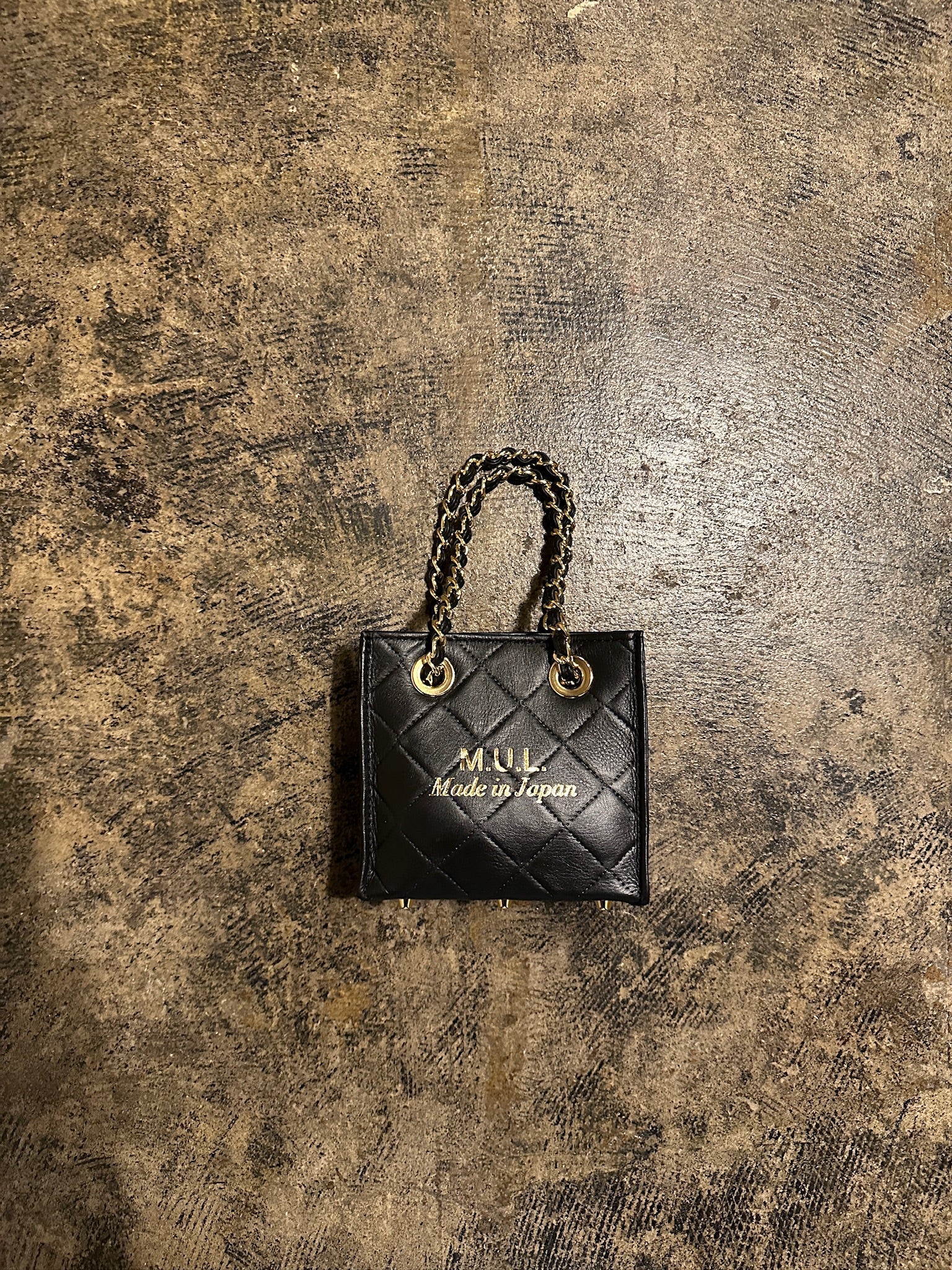 【M.U.L. 2026.3】SHOPPER 15 - BLACK QUILTING EMBOSS SERIES - Champdelarose