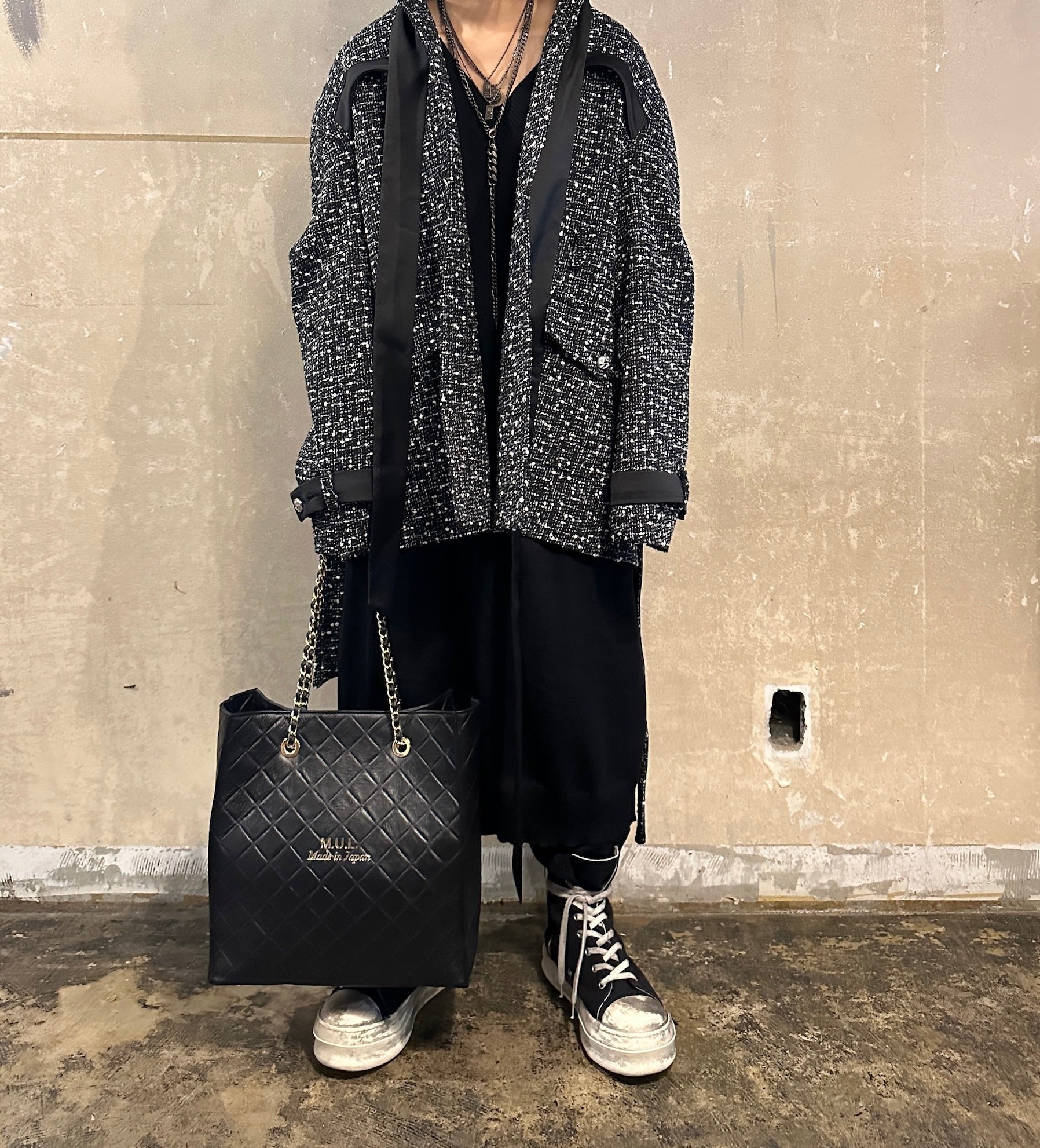 【M.U.L. 2026.3】SHOPPER 30 - BLACK QUILTING EMBOSS SERIES - Champdelarose