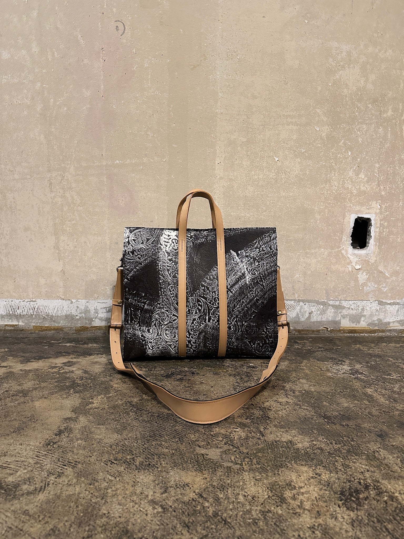 【M.U.L. 2026.3】SQUARE TOTE M - VINTAGE COGNAC BROWN - Champdelarose