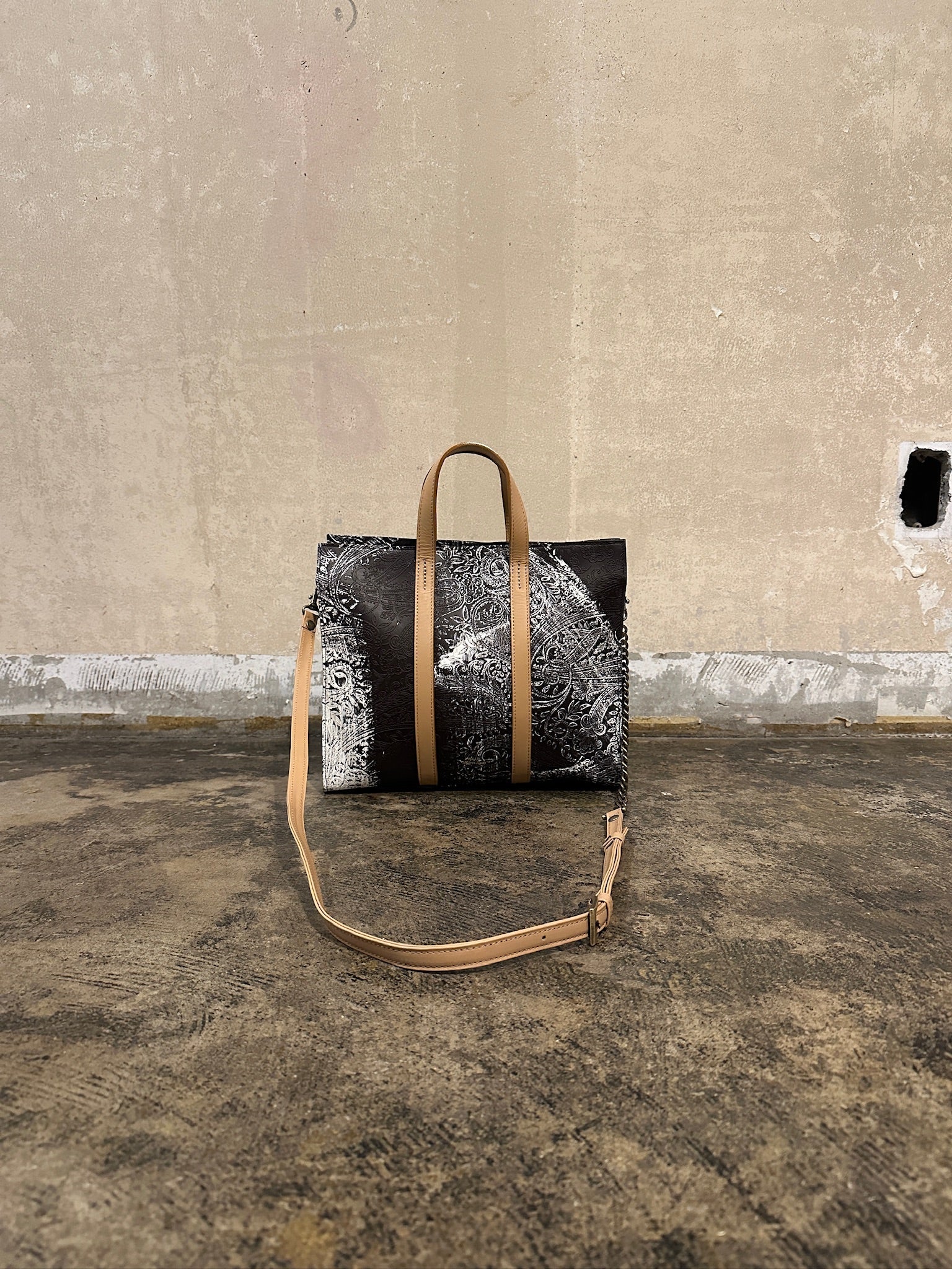【M.U.L. 2026.3】SQUARE TOTE S - VINTAGE COGNAC BROWN - Champdelarose