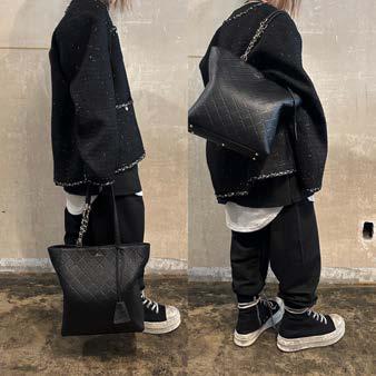 【M.U.L. 2026.3】STICK CHAIN TOTE - BLACK QUILTING EMBOSS SERIES - Champdelarose