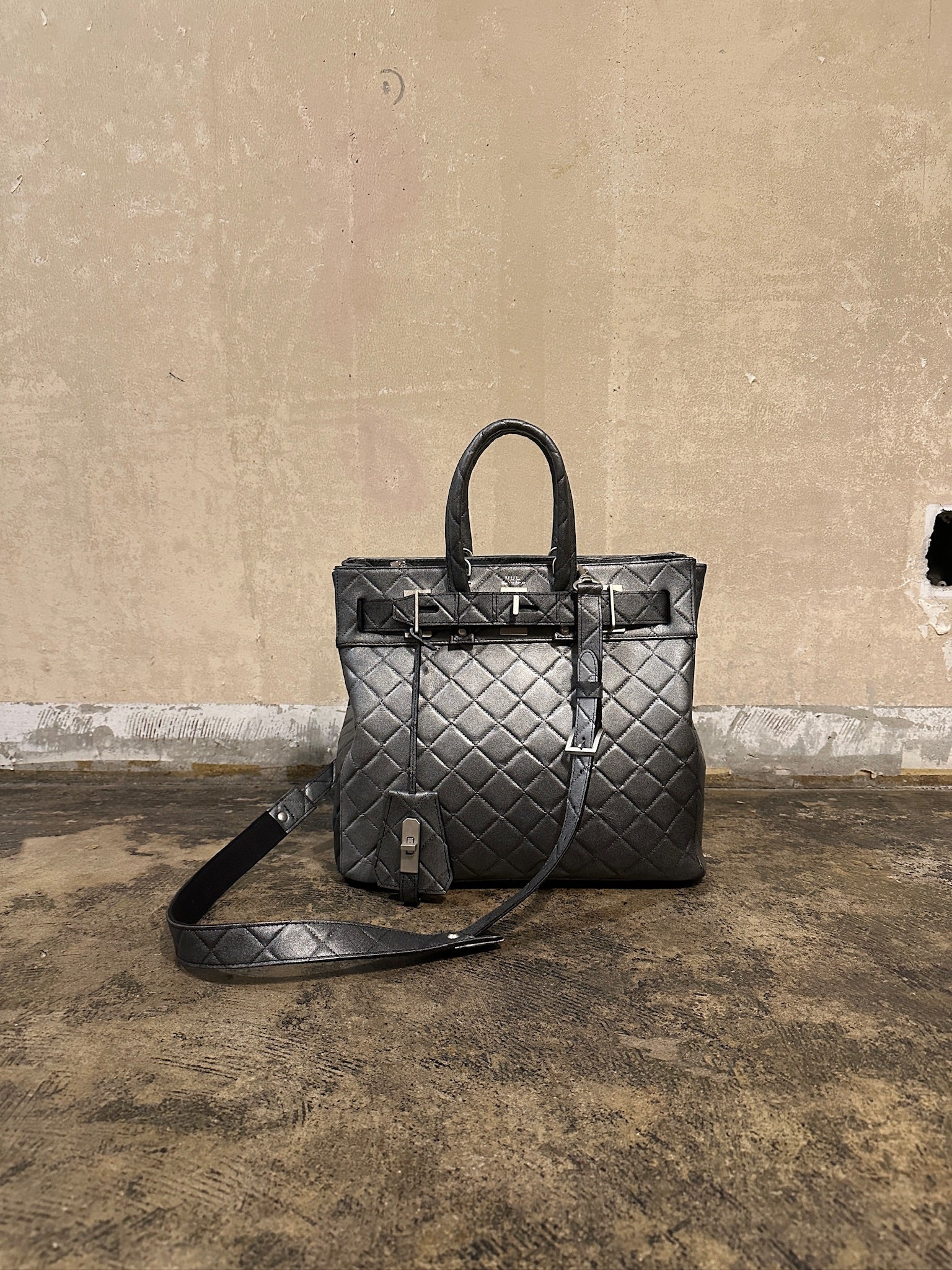 【M.U.L. 2026.3】STUD TOTE 2WAY M - LIMITED COLLECTION - Champdelarose