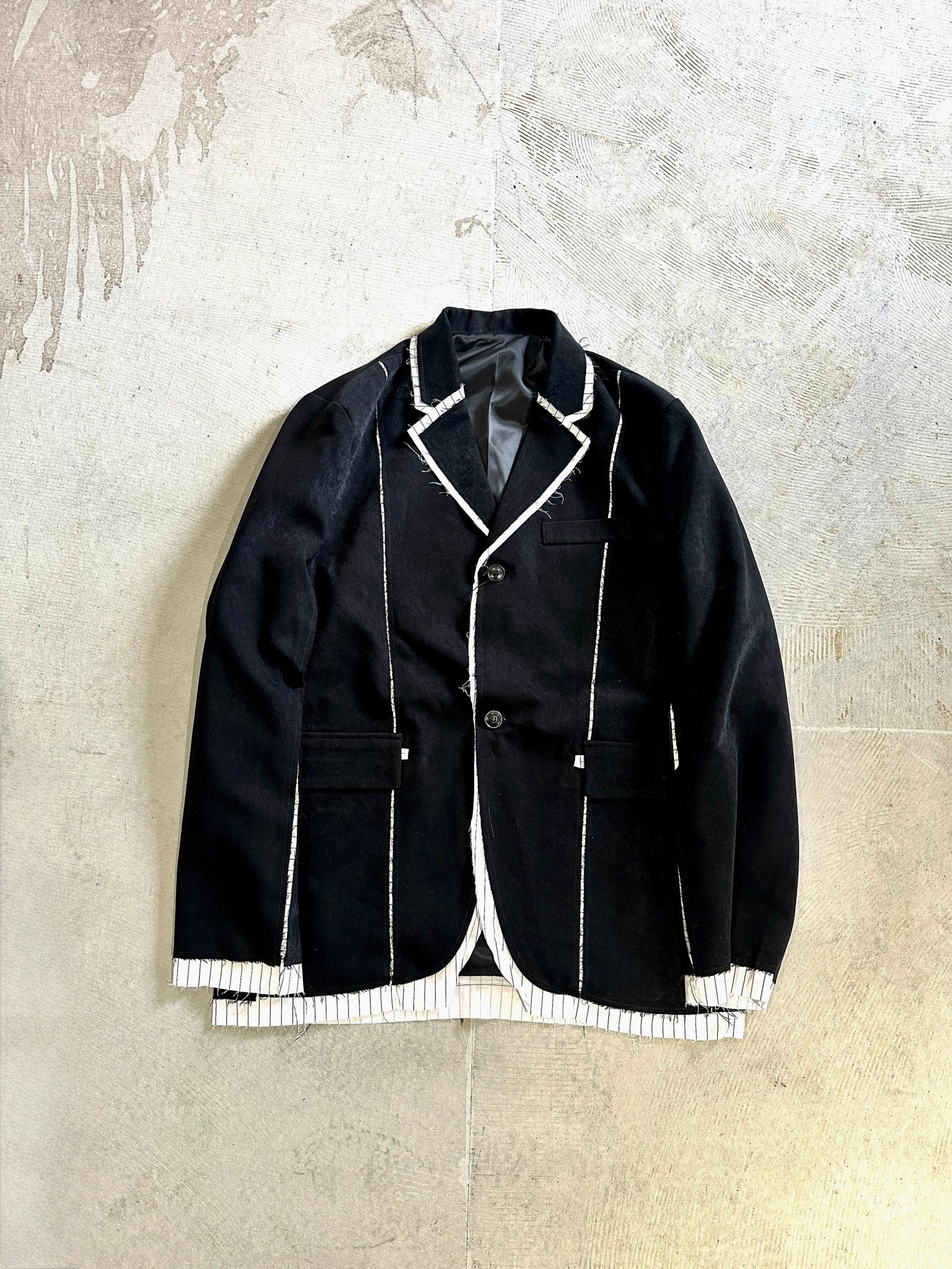 【M.U.L. Apparel Collection】CUT OFF OVER JACKET - Champdelarose