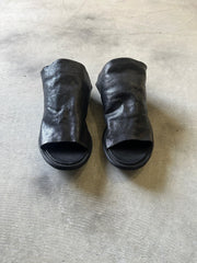 【M.U.L. Apparel Collection】DRAPED LEATHER SANDALS - Champdelarose