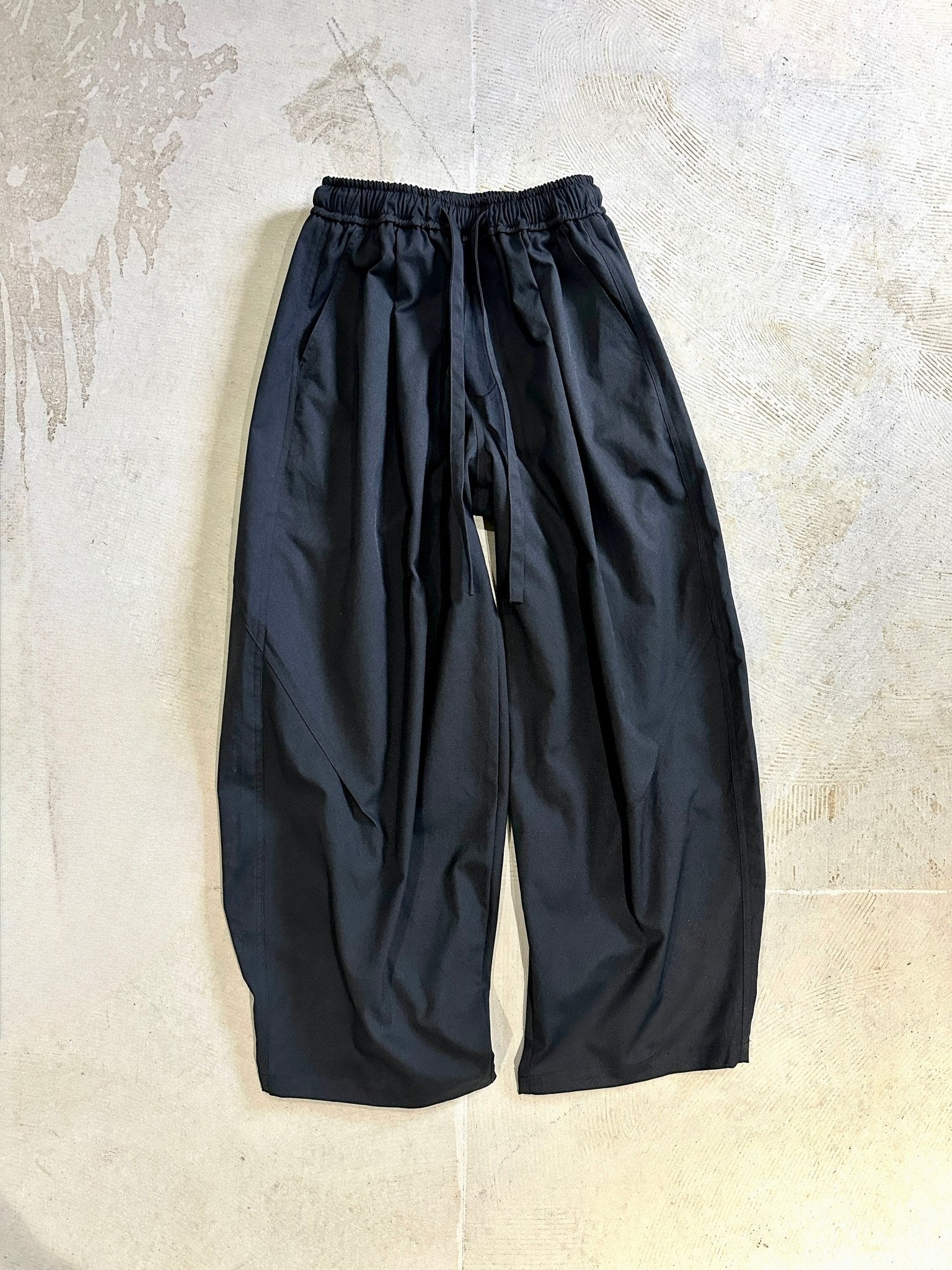 【M.U.L. Apparel Collection】MINIMAL VOLUME PANTS - Champdelarose