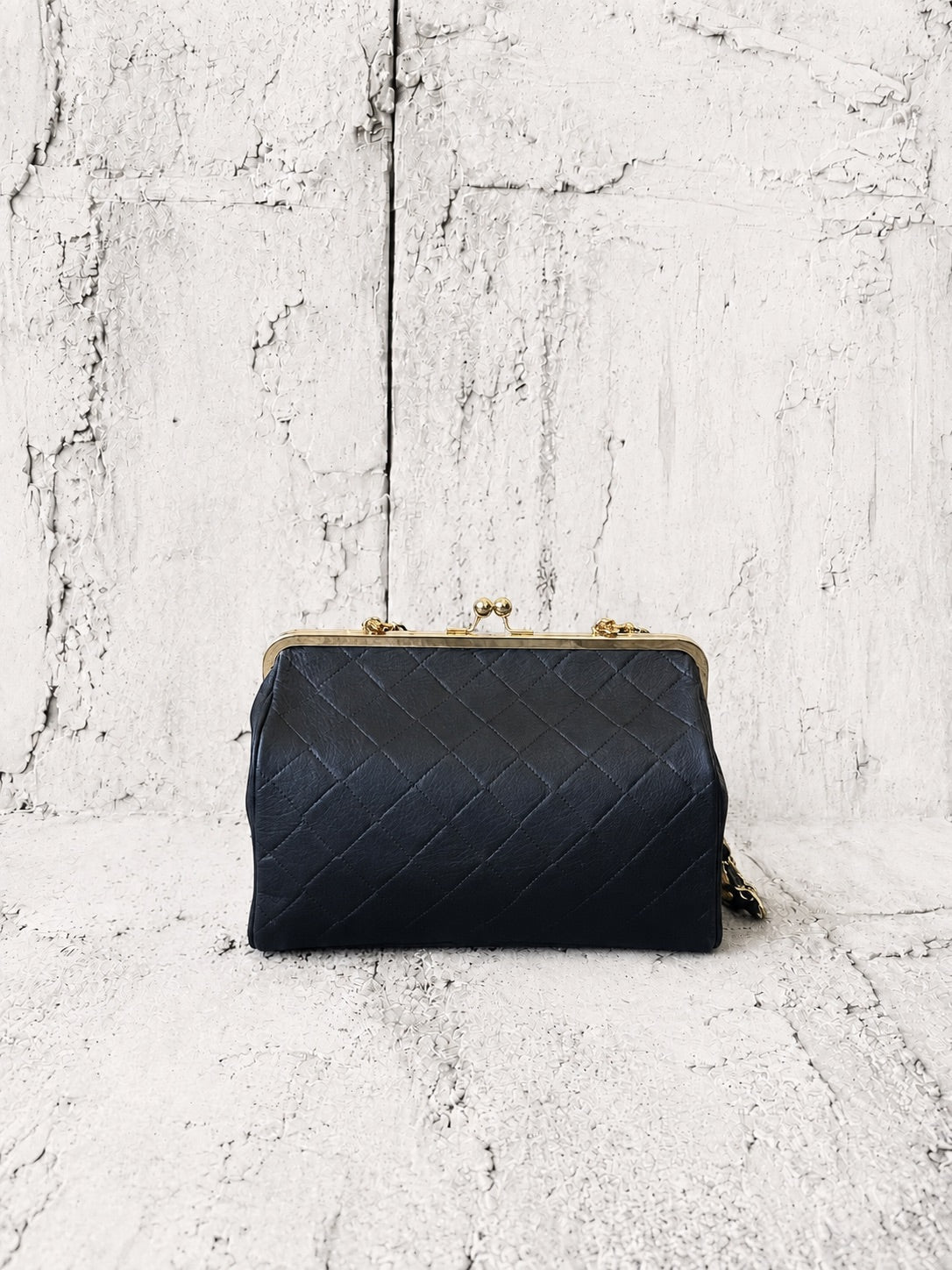 【M.U.L GAMAGUCHI】GAMAGUCHI WIDE 2WAY SHOULDER - Black キルティング型押し - Champdelarose