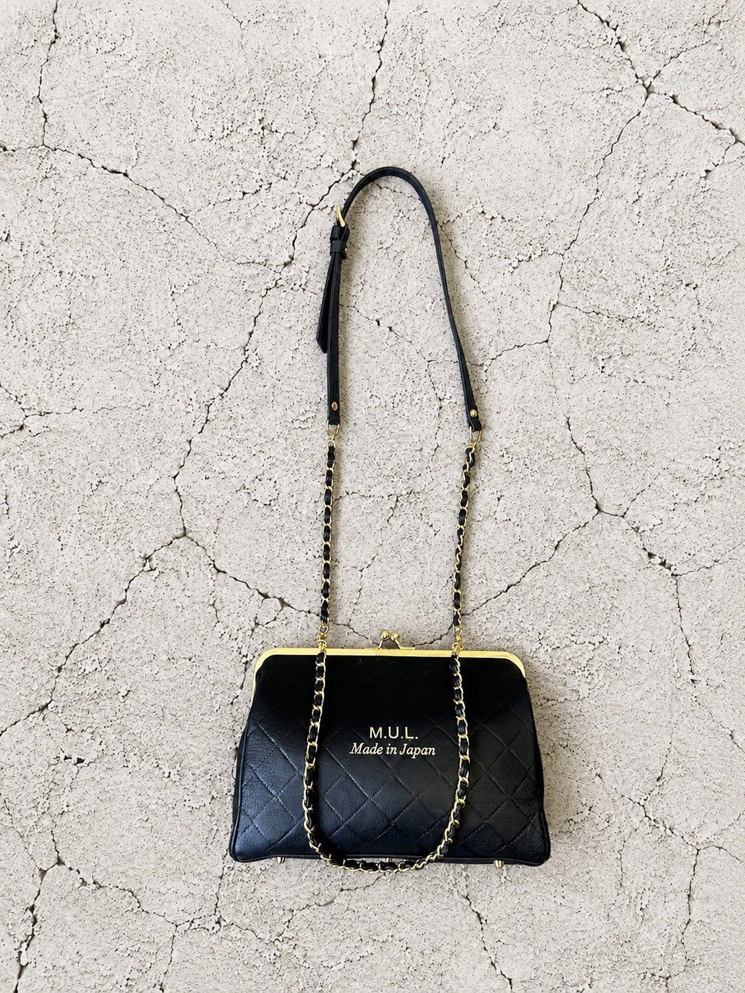 【M.U.L GAMAGUCHI】GAMAGUCHI WIDE 2WAY SHOULDER - Black キルティング型押し - Champdelarose