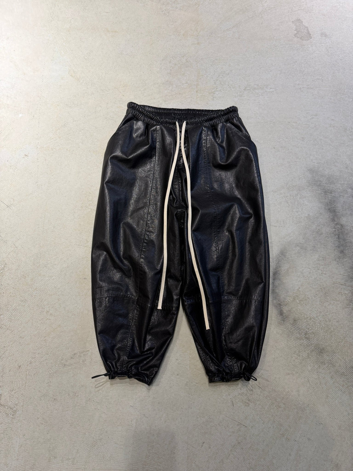 【M.U.L GAMAGUCHI】Volume leater pants (SPECIAL ORDER) - Champdelarose